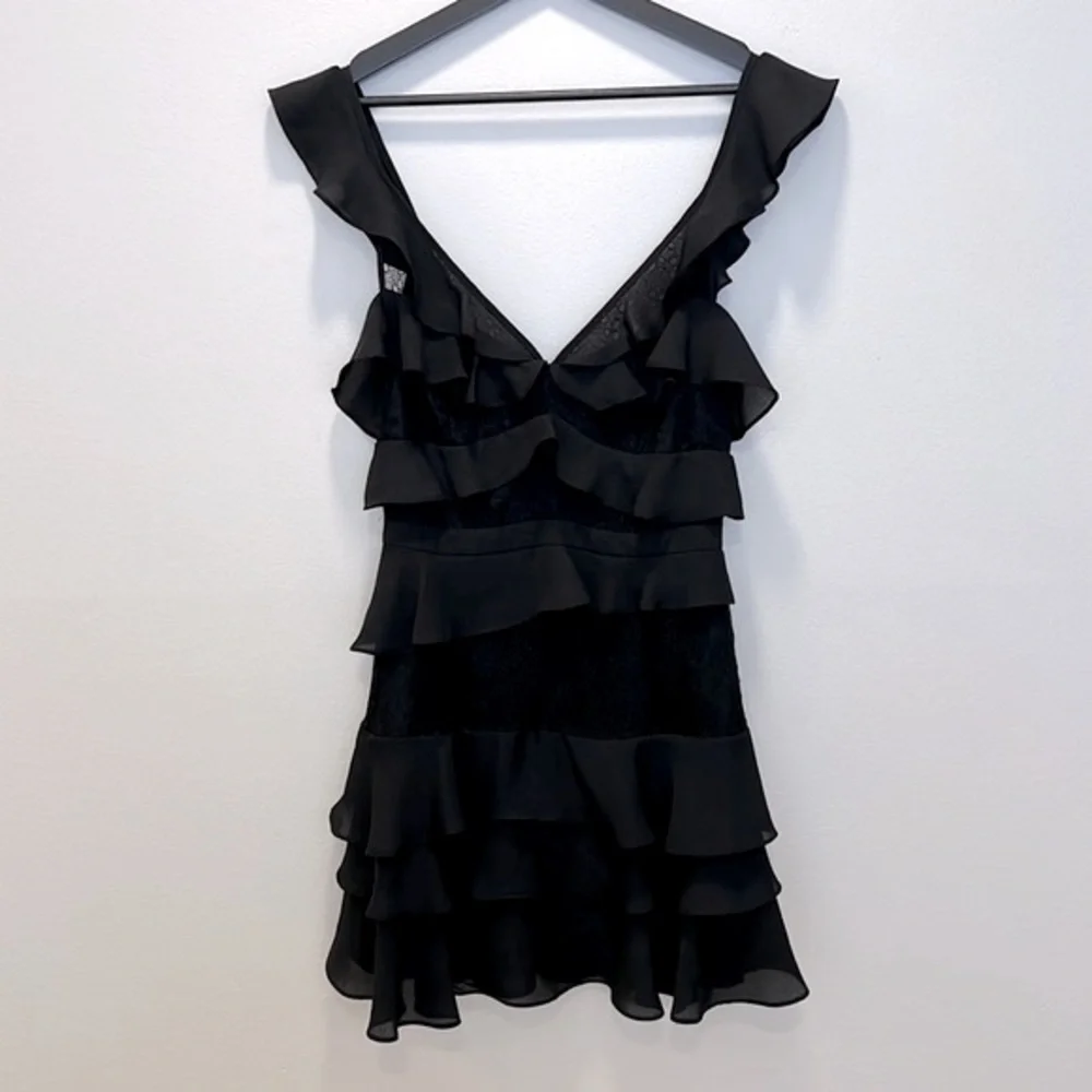 Bardot x Revolve Babylon Ruffle Lace Dress Size 6 or Small - Picture 5 of 14